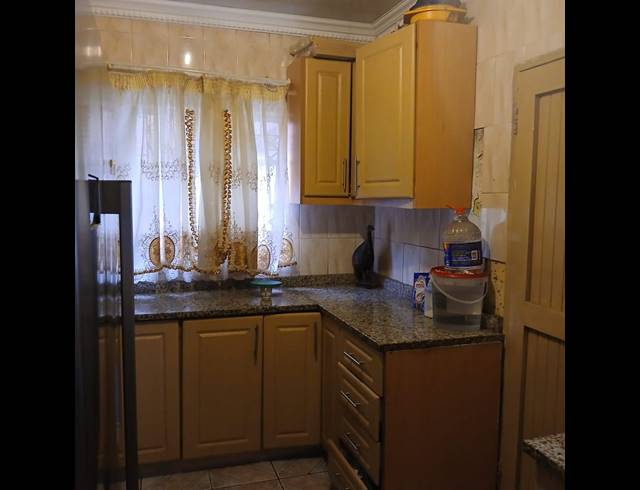 3 BEDROOM HOUSE FOR SALE IN WOODLANDS